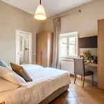 Bed & Breakfast Gonfalone 6 4*