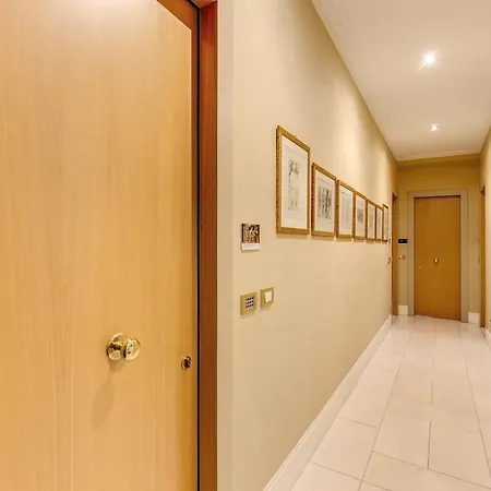 Gonfalone 6 רומא