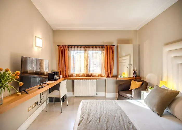 Gonfalone 6 Bed and breakfast 4*